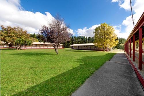 The Station Hotel Jindabyne Exterior foto